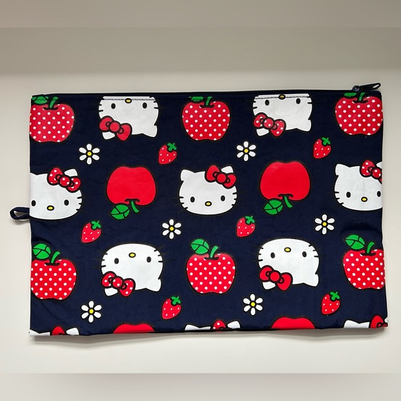 BAGGU Hello Kitty Go Pouch Large NwOt - Picture 2 of 6